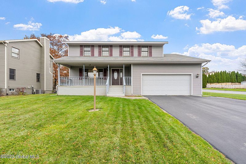 2nd image of 23 Valleywood Drive