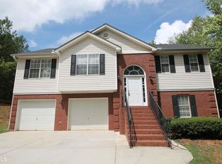 35 Valley View Dr, Covington, GA 30016