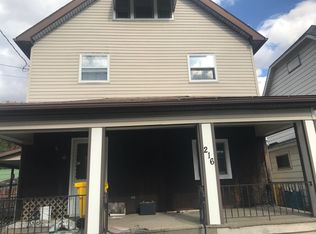 216 Lawrence St, Archbald, PA 18403