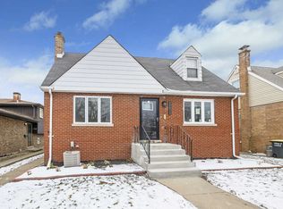 17512 Henry St, Lansing, IL 60438