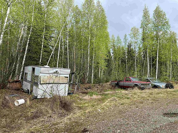 2nd image of 4249 Chena Hot Springs Rd