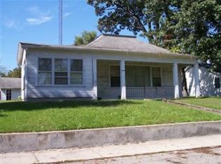 308 N Jones St, North Judson, IN 46366