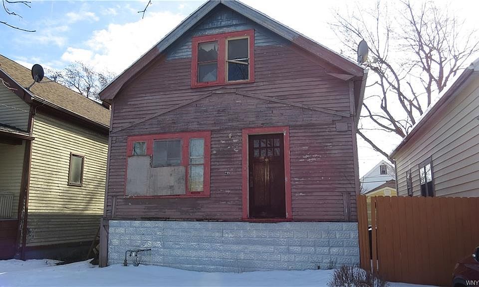 1st image of 239 Westminster Ave