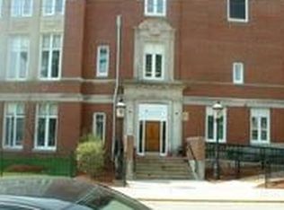 17 Florence St APT 17, Boston, MA 02131
