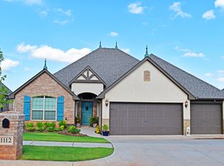 1112 Samantha Ln, Moore, OK 73160