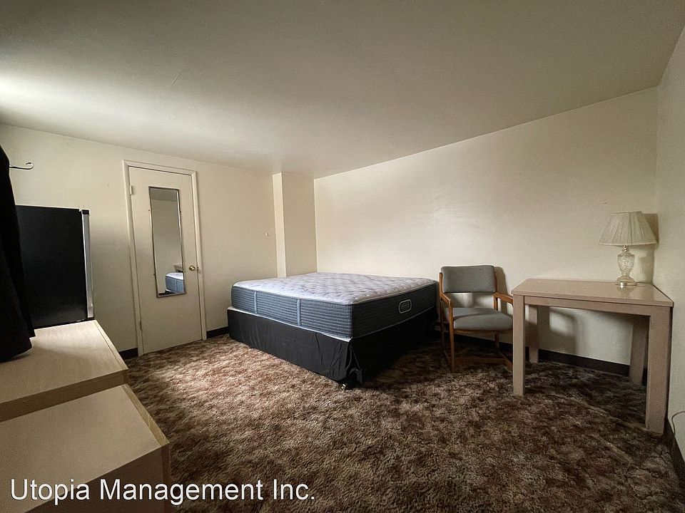 1st image of 1410 Main St Unit E
