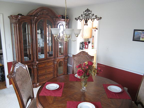 4th image of 1513 Buchanon Dr