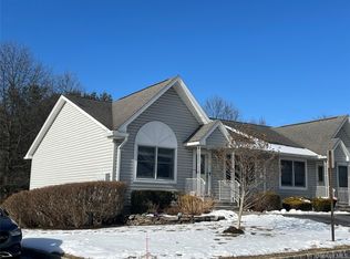 8 Windsor Circle, New City, NY 10956