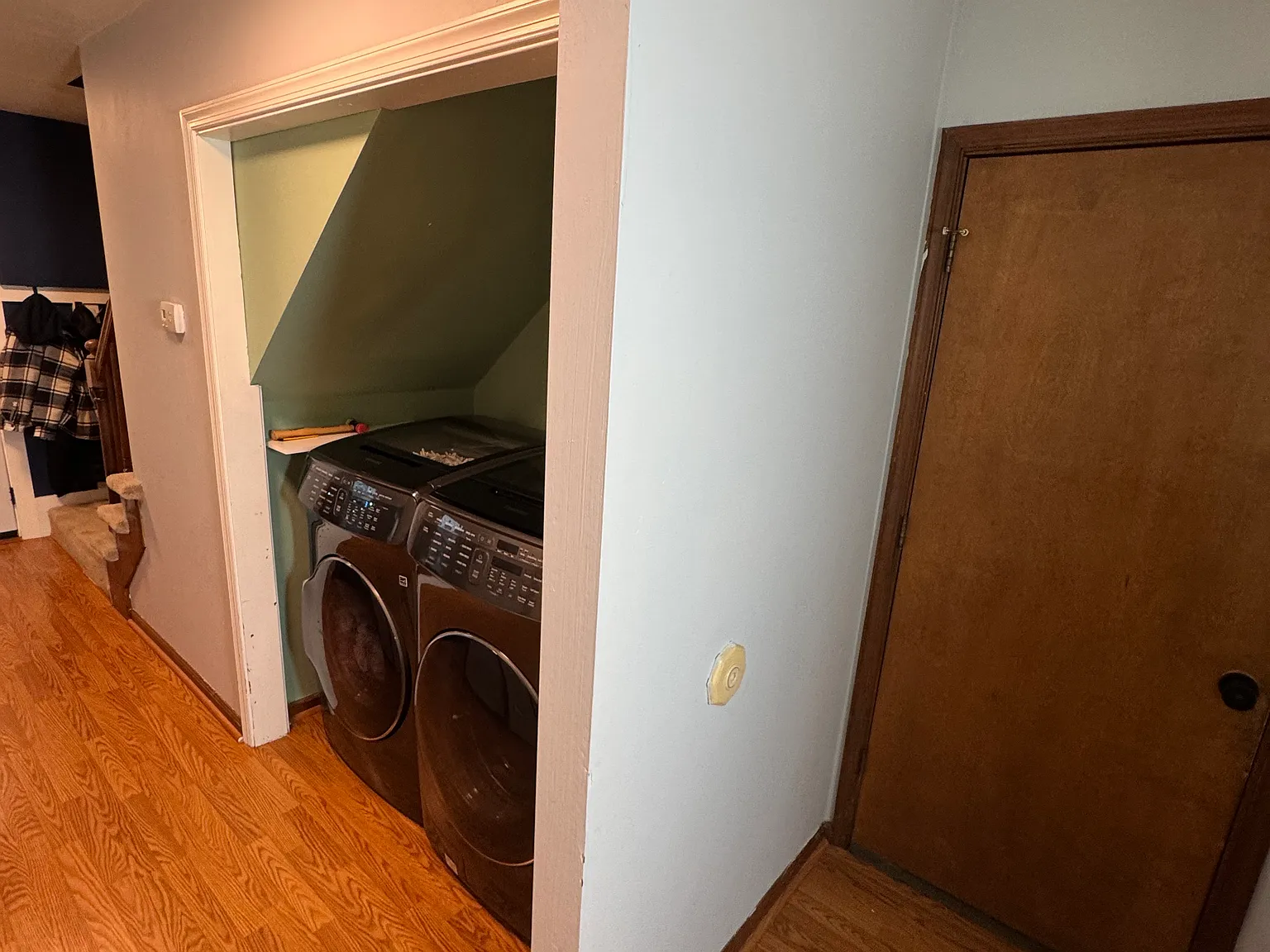 4 bed, 2.5 bath, 1970 sqft, $2,700 — Photo 4