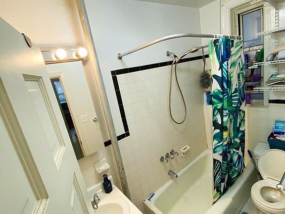 5th image of 31-38 35th St #1J