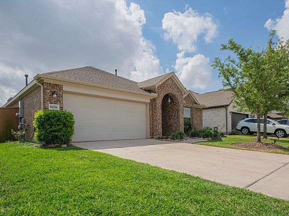 2nd image of 8658 Flamingo Bay Ln