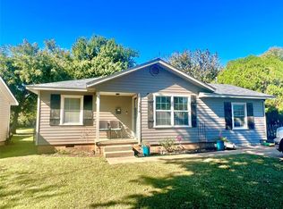 1416 S 7th St, Chickasha, OK 73018