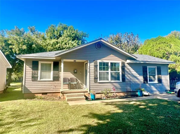 1416 S 7th St, Chickasha, OK 73018