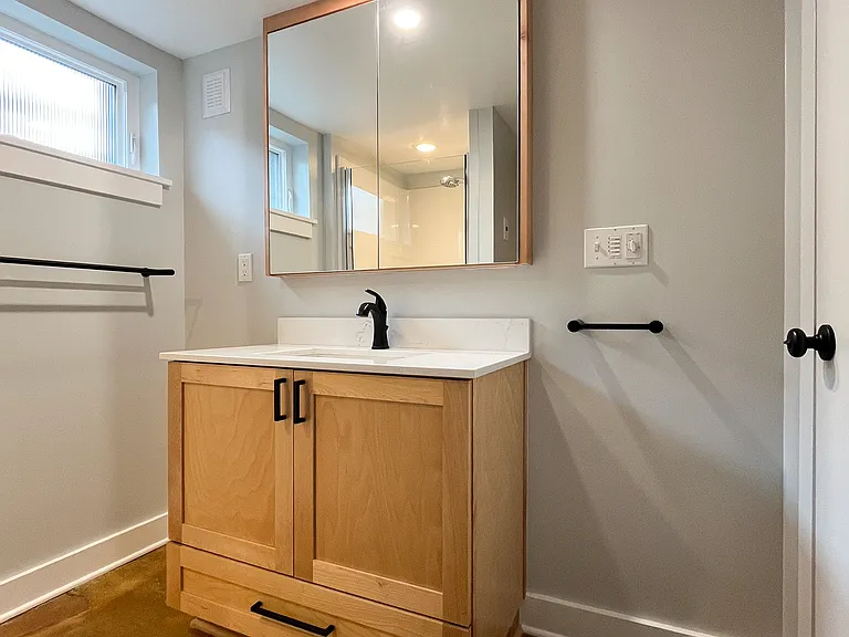 2726 NE 66th Ave #B — Photo 17