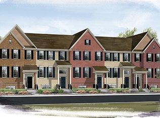 471 Fayetteville Ave, Gilberts, IL 60136