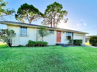 4702 SE Edison Ave, Stuart, FL 34997