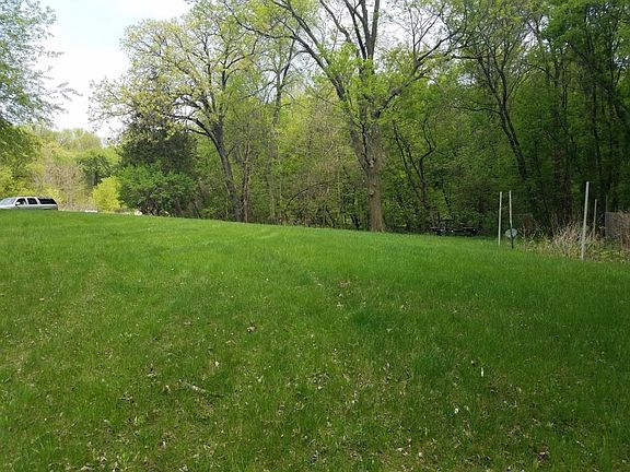 5th image of 12776 Louisa Ct