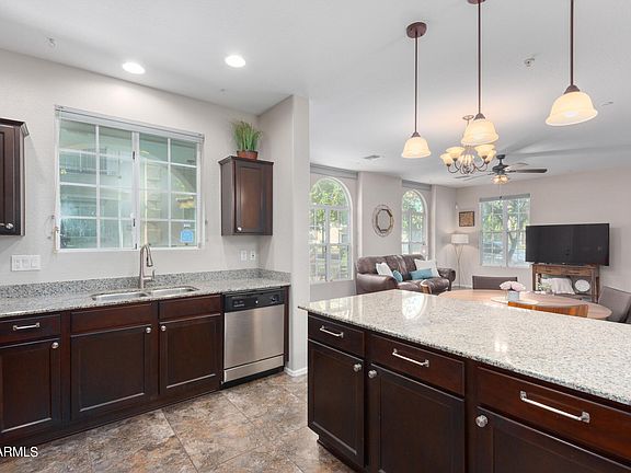 4th image of 4726 E RED OAK Lane #102