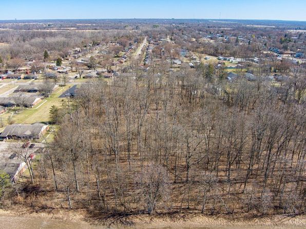 115 N Clayton Rd, New Lebanon, OH 45345