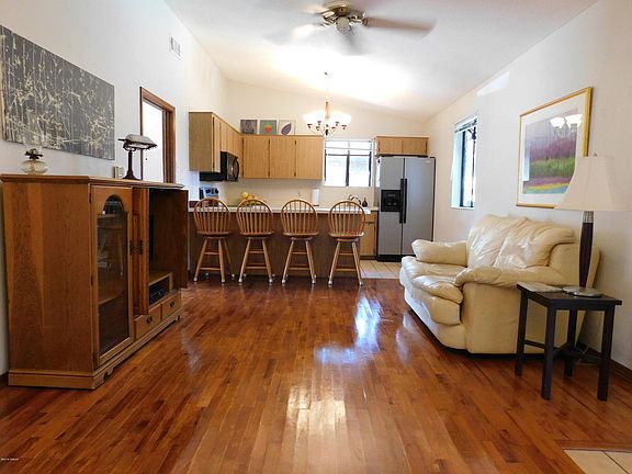 5th image of 5809 Alstrum Dr