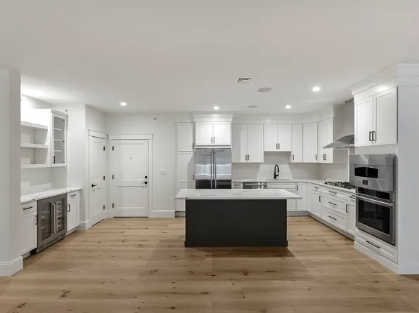 134 Court St #24, Plymouth, MA 02360