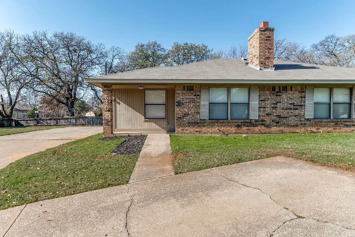 Building Photo - 2540 Windy Pine Ln