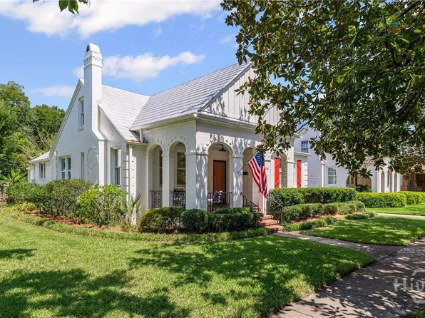 310 E 52nd Street, Savannah, GA 31405
