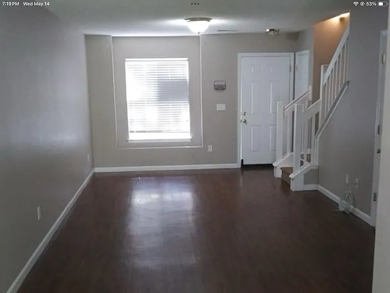 8078 Shadow Oak Dr — Photo 3
