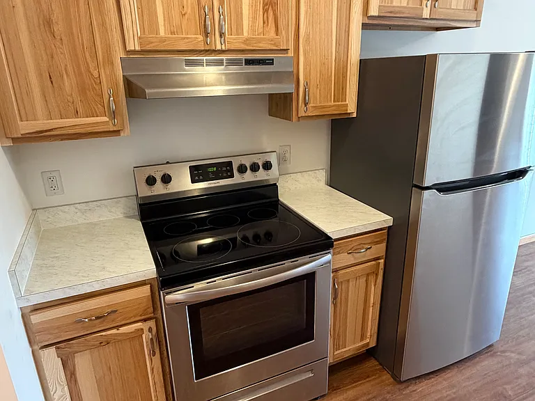 420 Johnston St #2 — Photo 8