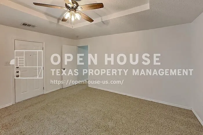 3213 Sugarbush Dr — Photo 10