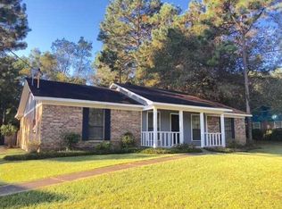 9491 Hamilton Creek Dr, Mobile, AL 36695