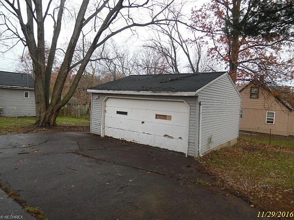 3rd image of 5340 Bond Ave