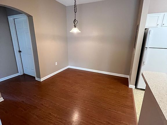 5th image of 447 W Longleaf Dr APT 1515