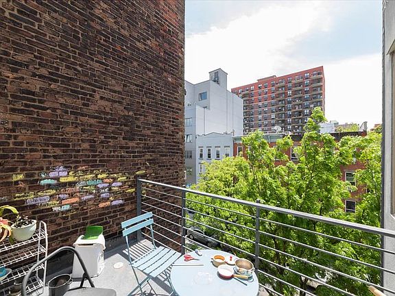 5th image of 871 Bergen St #4L