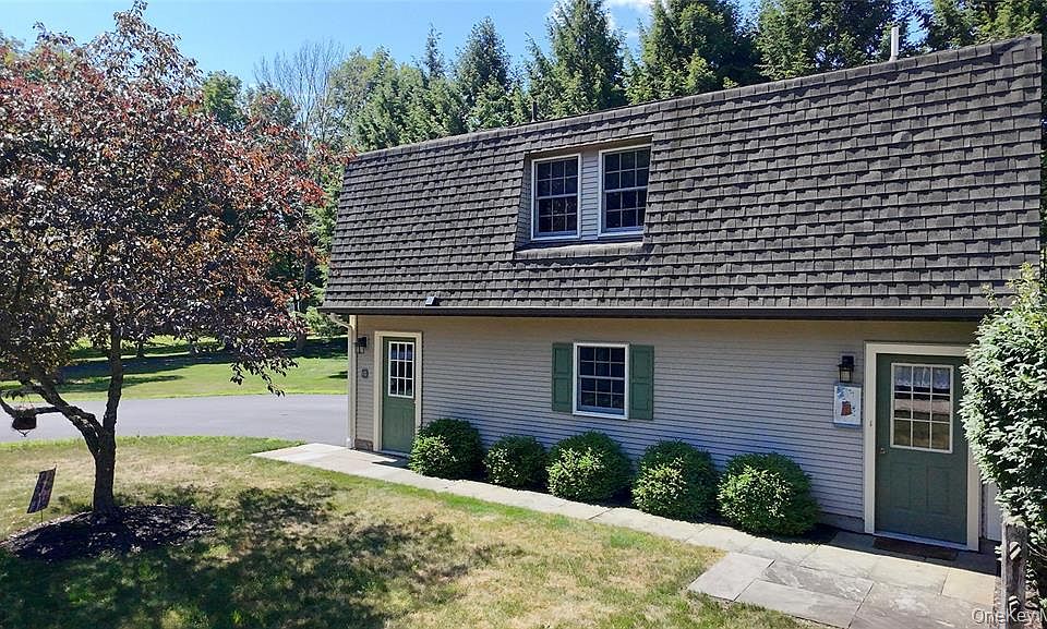 1st image of 173 Saint Elmo Rd #1