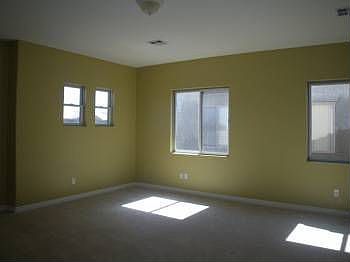 3rd image of 893 W Saguaro Ln