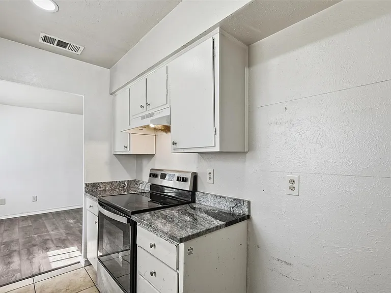 1812 Frances Dr #1810 — Photo 14