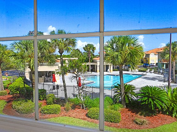3rd image of 1747 Sophias Dr APT 202