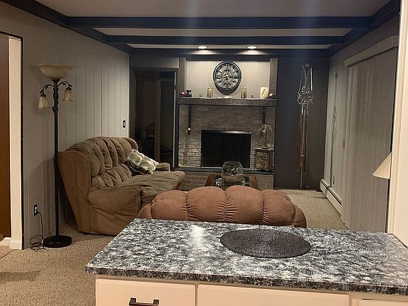 5th image of 3352 Deerwood Dr
