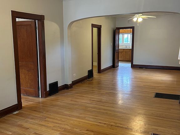 4th image of 387 N Emerson St