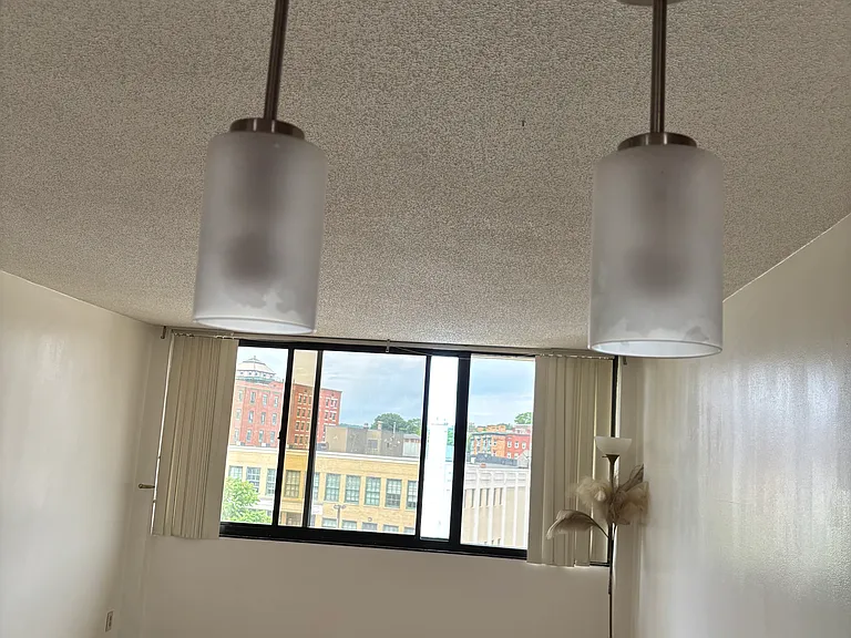 70 Southbridge St #503 — Photo 3