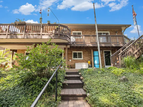 11801 Eriksen Dr, Pinckney, MI 48169