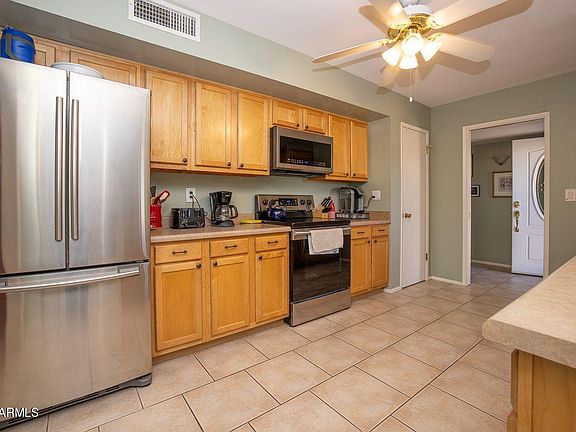 5th image of 10739 W Clair Dr