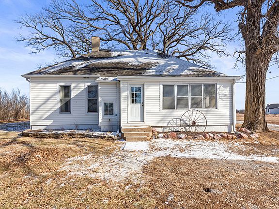5th image of 24505 Nagel Ave