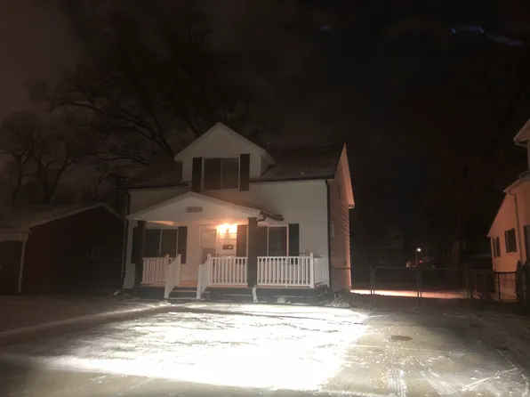 18855 Birmingham St, Roseville, MI 48066