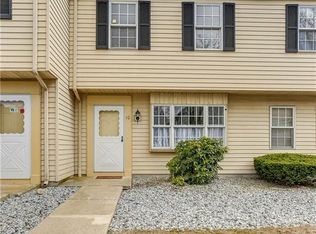 10 Founders Vlg, Clinton, CT 06413