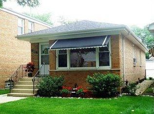10557 S Albany Ave, Chicago, IL