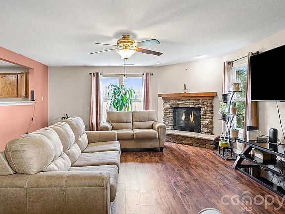 2nd image of 5597 Hammermill Dr