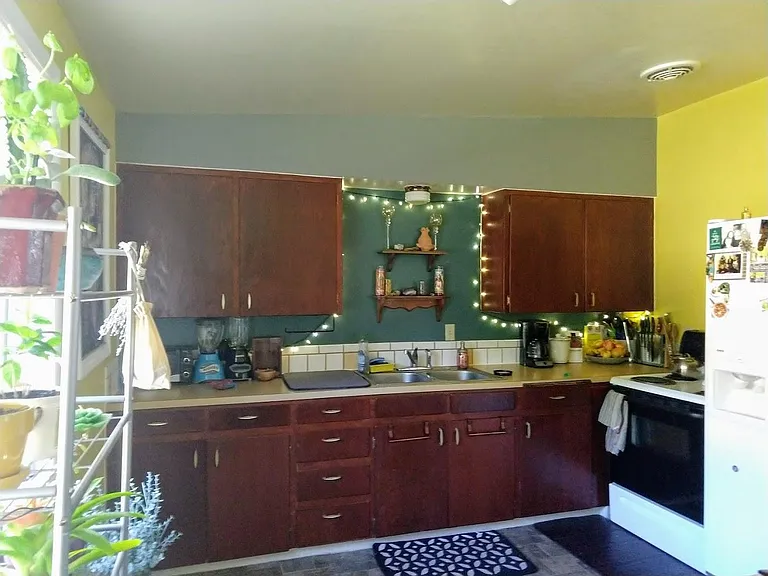 3428 W Dewey St — Photo 8