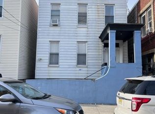 431 68th St, Guttenberg, NJ 07093